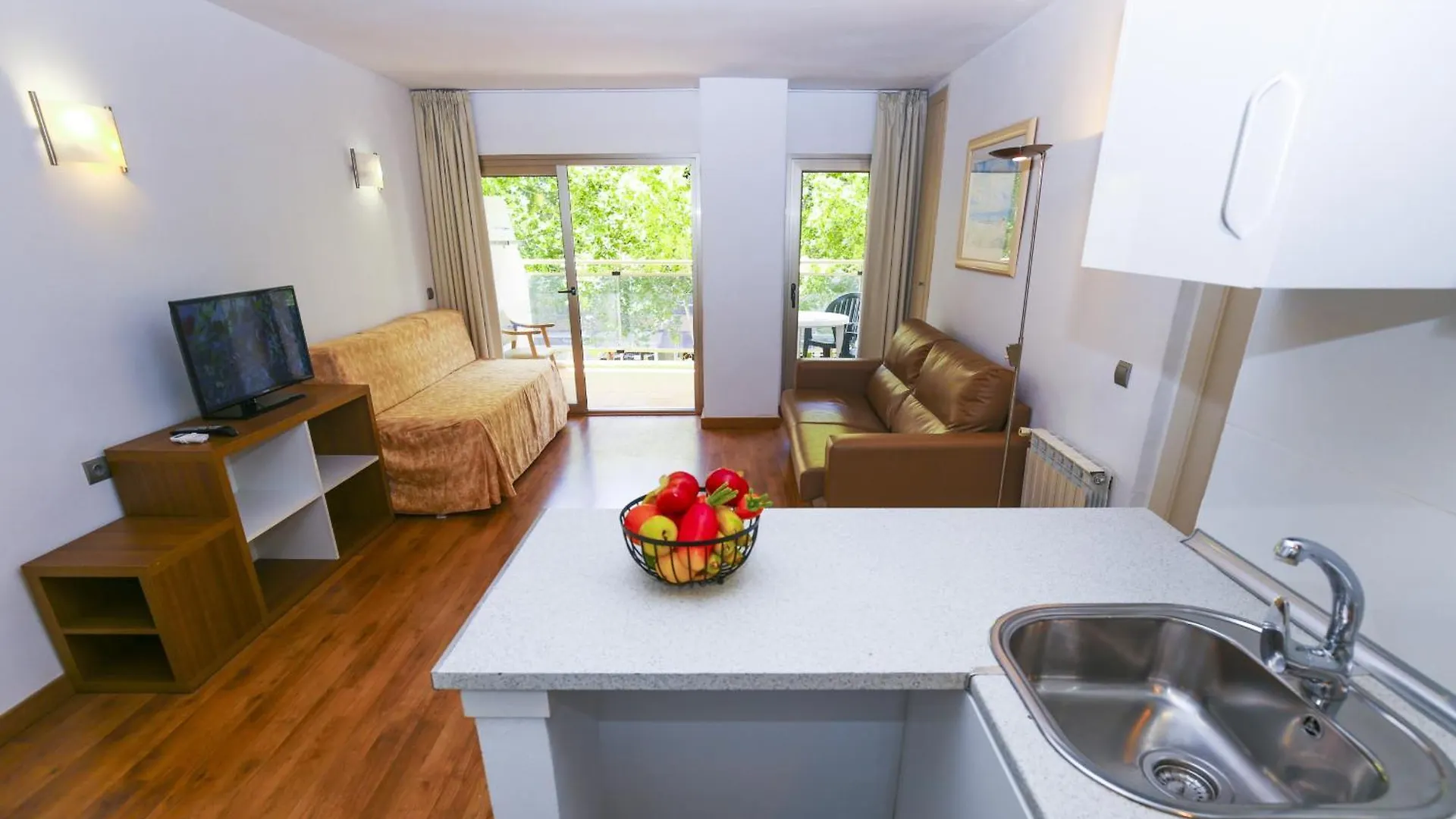 Michelangelo - Planetcostadorada Salou Apartament